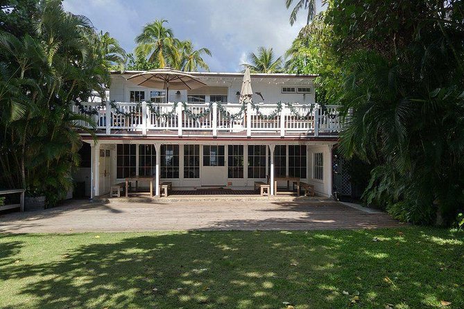 Afternoon at McGarret - Hawaii 5-0 TV Tour - Should You Book Afternoon at McGarrett?