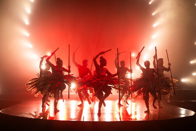 'Auana by Cirque du Soleil at the Waikiki Beachcomber Hotel - Why ‘Auana Works So Well in Waikiki