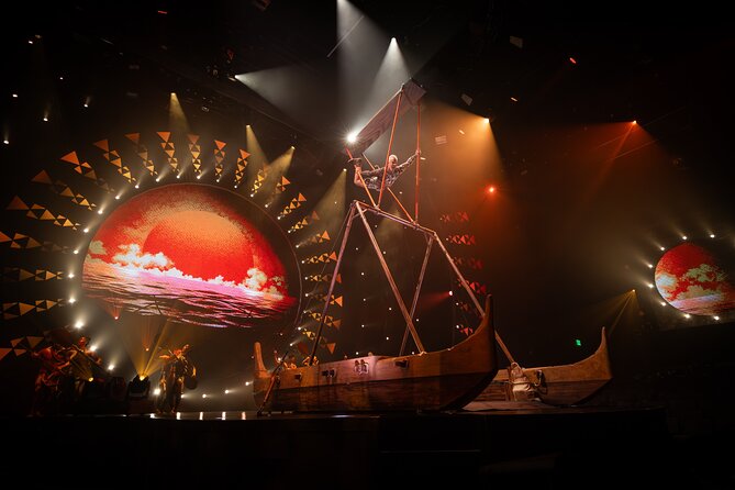 'Auana by Cirque du Soleil at the Waikiki Beachcomber Hotel - The Acts: Acrobatics, Hula, and Comedy in One Fast Rhythm