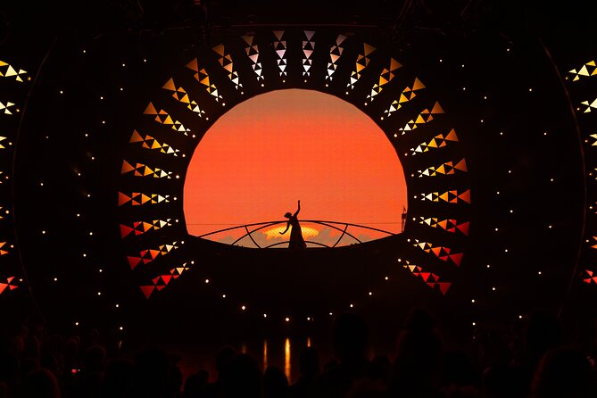 'Auana by Cirque du Soleil at the Waikiki Beachcomber Hotel - Tickets and Value: Mobile Entry and What You Actually Get