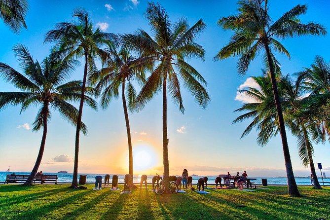 Beach Yoga on Waikiki with Diamondhead Backdrop - Group size: why max 15 makes a difference