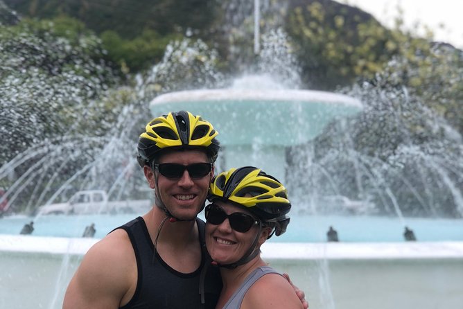 Diamond Head Bike to Hike and Local Lunch - Past Shangri-La and the Black Point neighborhood