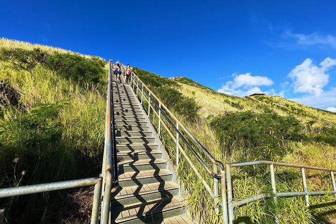 Diamond Head Hiking and Oahu Island Experience feat. North Shore - Dole Plantation Finale: Dole Whip and a Familiar Way to End