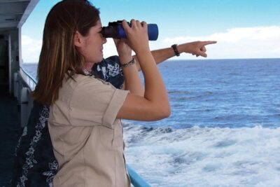 Early Bird Whale Watching Cruise from Waikiki - The included breakfast: a small thing that makes the cruise feel easier