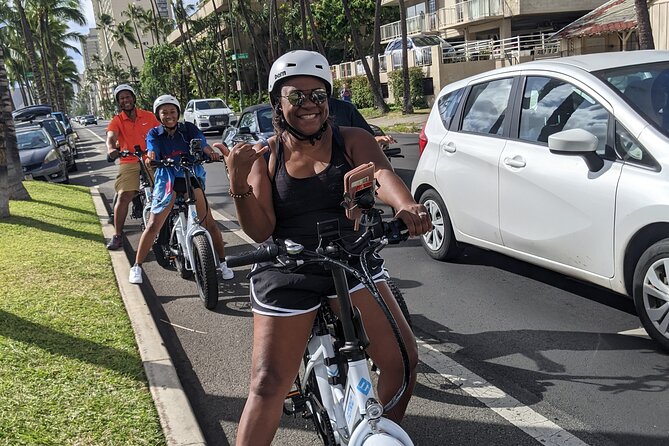 Electric Bike Ride & Manoa Falls Hike Tour - University of Hawaii at Manoa: your scenic cool-down and local shopping stop