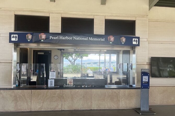 Half Day Pearl Harbor with USS Arizona Memorial and City Tour - What to bring and how to pace yourself
