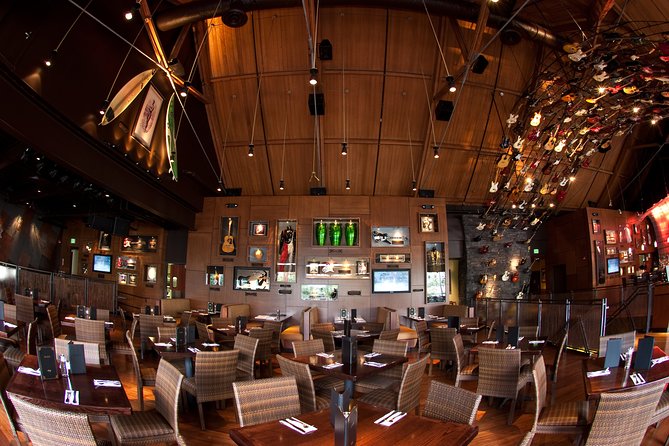 Hard Rock Cafe Honolulu - Who Should Book This Hard Rock Meal?