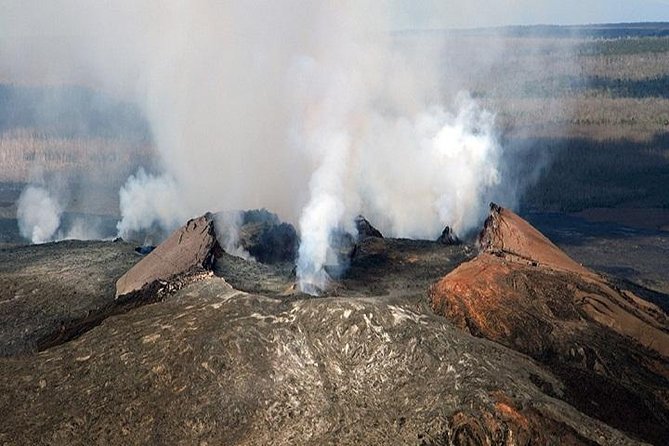 Hawaii Volcanoes National Park Experience Departing from Oahu - Manuka State Wayside Park: a quiet 2-mile trail on Mauna Loa