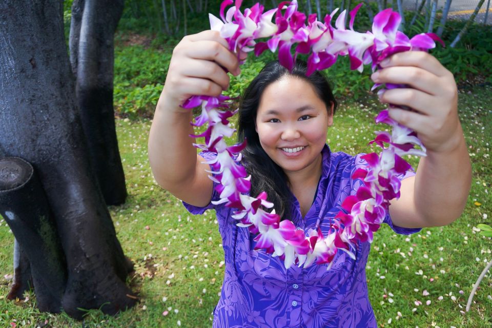 Honolulu Airport Custom Lei Greeting - Choose Your Lei - What This Lei Greeting Gets Right at HNL