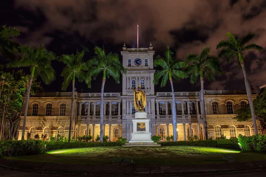 Honolulu Haunts: Ghosts and Spirits Walking Tour - Key highlights worth planning for