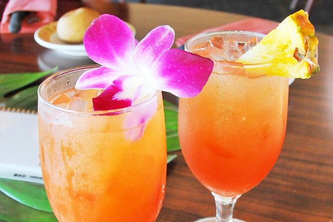 Honolulu: Pacific Star Sunset Dinner Cruise and Show - Friday upgrade: extra hour and fireworks