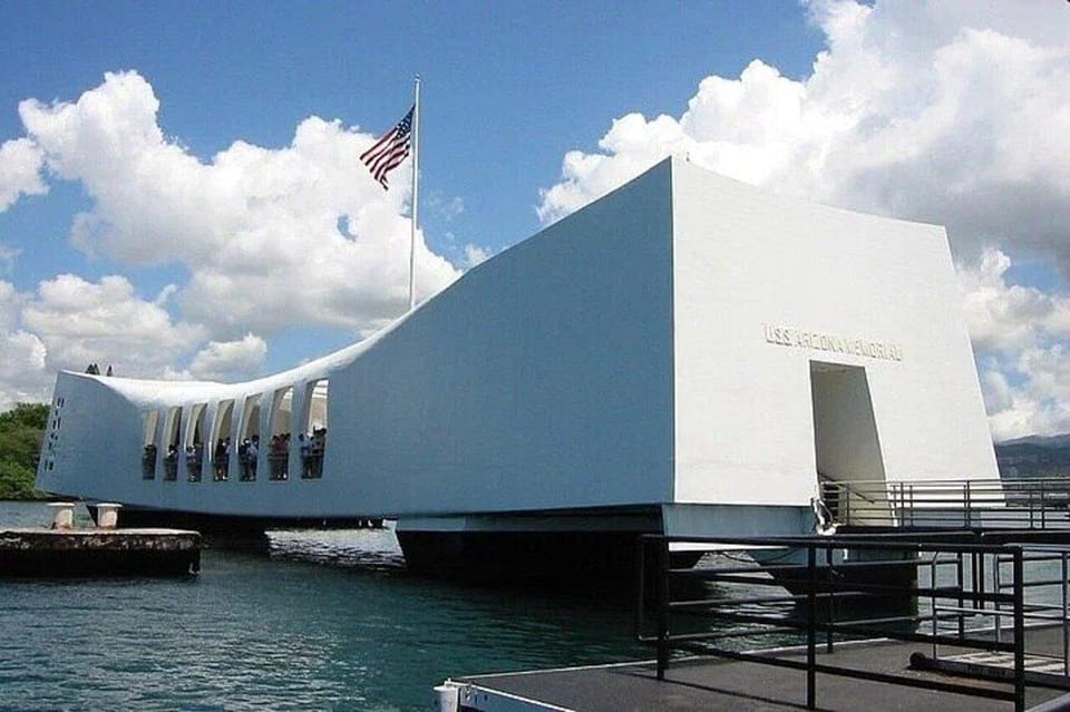 Honolulu: Pearl Harbor USS Arizona Memorial Tour - Guides make or break the ride: Finny, Charlie, Will, Randy, Robert