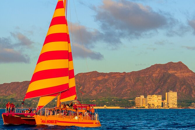 Honolulu Sunset Sail from Kewalo Harbor Including Drinks - Meeting at Na Hoku 2 and Getting On the Catamaran