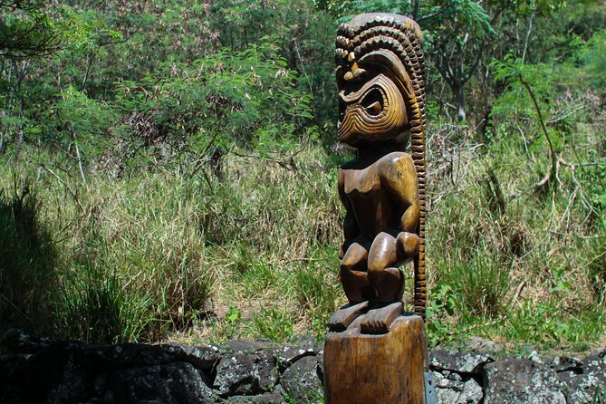 Kualoa Ranch: Jungle Expedition Tour - Kaneʻohe Bay Views and Mokoliʻi (Chinaman’s Hat) Photo Stops