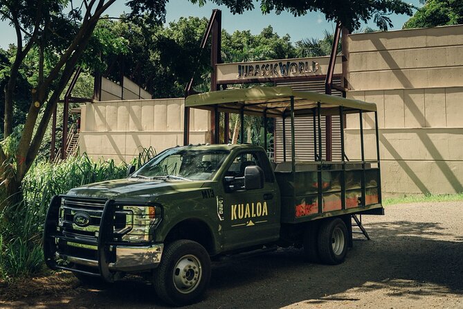 Kualoa Ranch Jurassic Adventure Tour - Jurassic on real Oahu roads: what this tour feels like