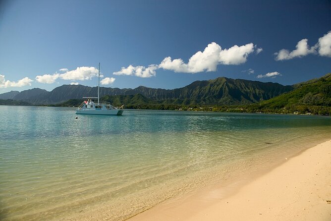 Kualoa Ranch: Ocean Voyage Tour - Ko’olau volcano backstory: why the bay looks the way it does