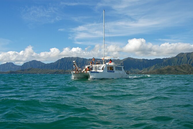 Kualoa Ranch: Ocean Voyage Tour - Mokoli’i Island and Hokule’a Beach: the best photo targets on the water