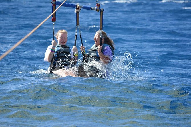 Maunalua Bay Higher Flyer Parasailing Adventure - Maunalua Bay parasailing: what it really feels like