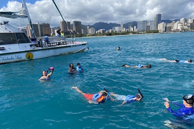 Oahu Catamaran Snorkel Tour: See Turtles 100% Guaranteed - A 2-hour Turtle Canyon catamaran that actually feels personal