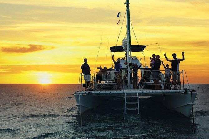 Oahu Catamaran Waikiki Sunset on 40 Foot Catamaran: Food and BYOB - Why This 2-Hour Sunset Feels Like a Real Break