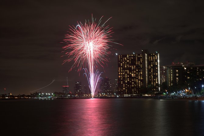 Oahu Catamaran Waikiki Sunset on 40 Foot Catamaran: Food and BYOB - Meet the Crew Energy: Captains Who Narrate and Dog Hosts Who Steal the Show
