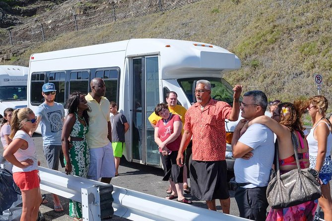 Oahu Circle Island Tour with Waimea Waterfall - Dole Plantation, Honolulu, and the End-of-Day Bounce Back to Waikiki
