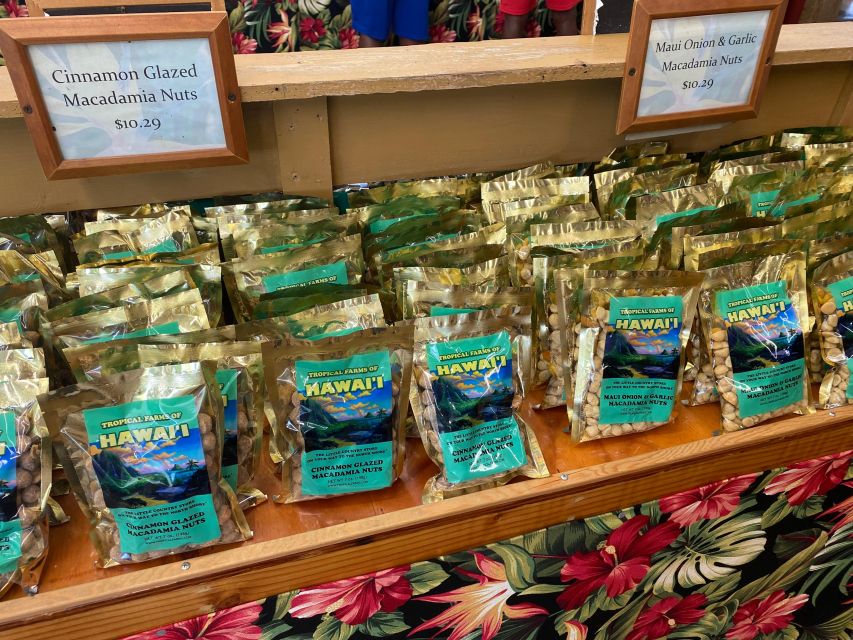 Oahu: Diamond Head Crater Hike and North Shore Experience - Sunset Beach and Haleʻiwa Beach Park: photo time, plus the winter traffic reality