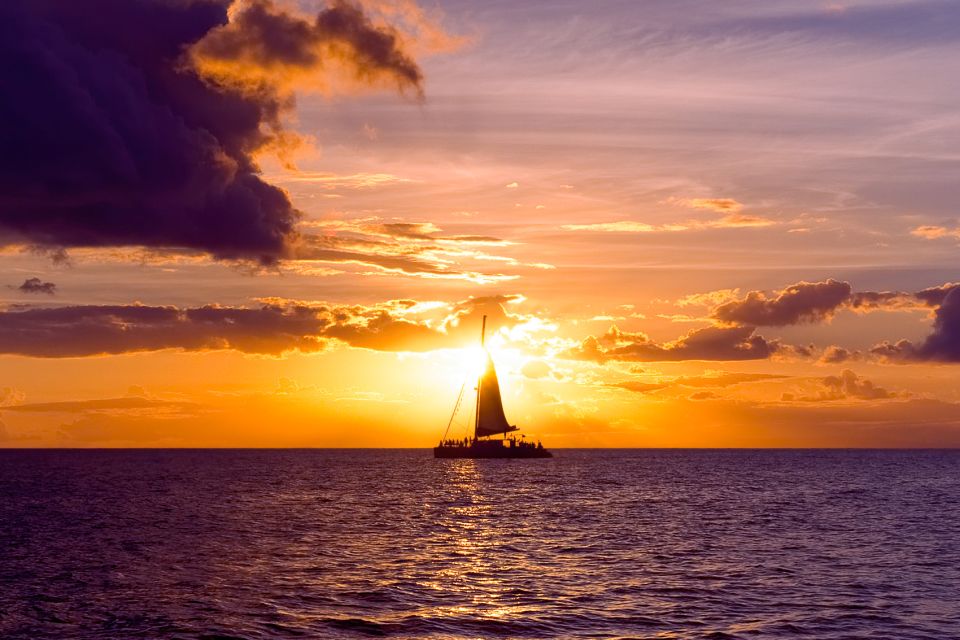 Oahu: Diamond Head Cruise with Drinks & Appetizers - Should You Book This Diamond Head Sunset Cruise?