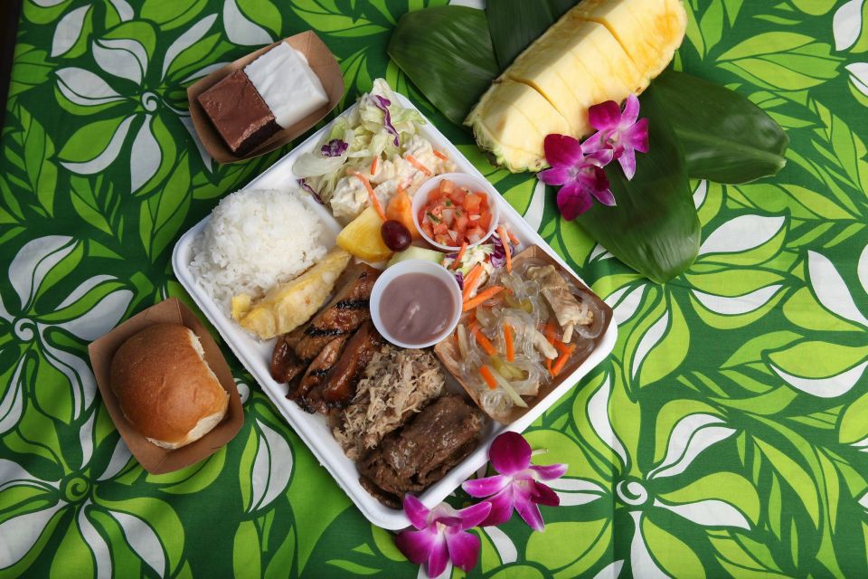 Oahu: Germaine's Traditional Luau Show & Buffet Dinner - The Roasted Pig From the Underground Oven: The Ceremony You Can’t Fake