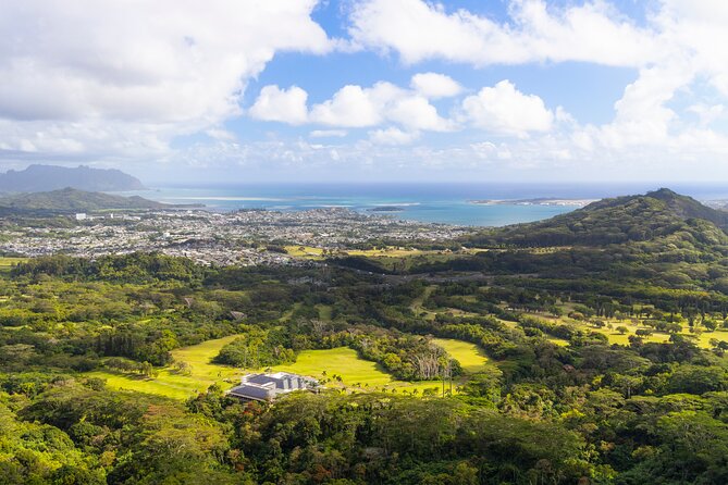 Oahu Grand Circle Island and Haleiwa Tour: 9-Hr Deluxe Experience - Nu’uanu Pali and the Windward Coast View