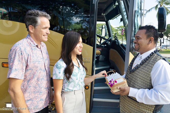 Oahu Grand Circle Island and Haleiwa Tour: 9-Hr Deluxe Experience - From Diamond Head Lookout to Coastal Windows: The Scenic Loop Setup