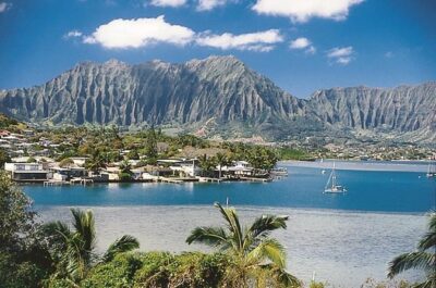 Oahu Grand Circle Island: Discover the Heart & Soul of Hawaii - Volcanic leftovers near Diamond Head and the real Oahu coastline