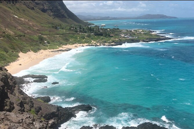Oahu Guided Circle Island Tour, Swim w/ Turtles, Dole, Blowhole - Waimanalo-style windward beauty and the macadamia farm stop
