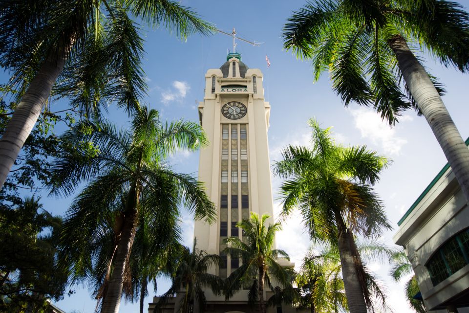 Oahu: Ka Moana Luau Dinner and Show at Aloha Tower - Seats, the Celebrity upgrade, and how to avoid paying twice