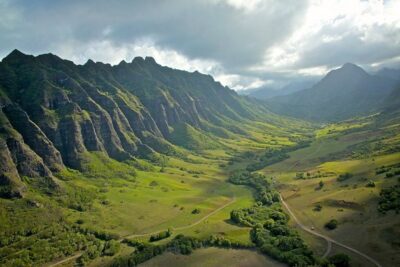 Oahu: Kualoa Movie Sites, Jungle, and Buffet Tour Package - Check-in at the Secret Island counter: how to start smoothly