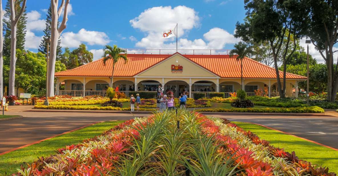 Oahu: Oahu Ultimate Grand Circle Island Tour - Getting on the bus: the real start is 2412 Koa Ave