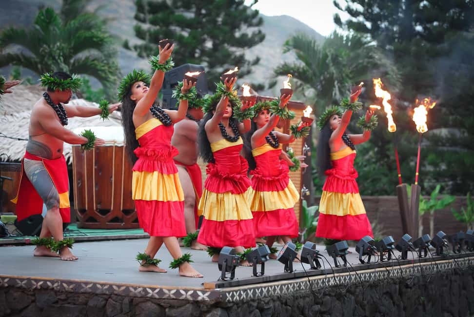 Oahu Pass: Save up to 50% on Top Attractions - Includes Luau - Pearl Harbor and history day: where the pass earns its keep