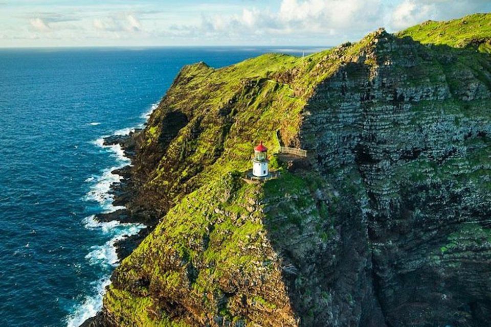 Oahu: Path to Pali 30-Minute Doors On or Off Helicopter Tour - Why This 30-Minute Oahu Flight Feels Like Two Islands at Once