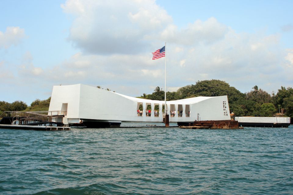 Oahu: Pearl Harbor, USS Arizona, and City Highlights Tour - Key Things to Know Before You Go