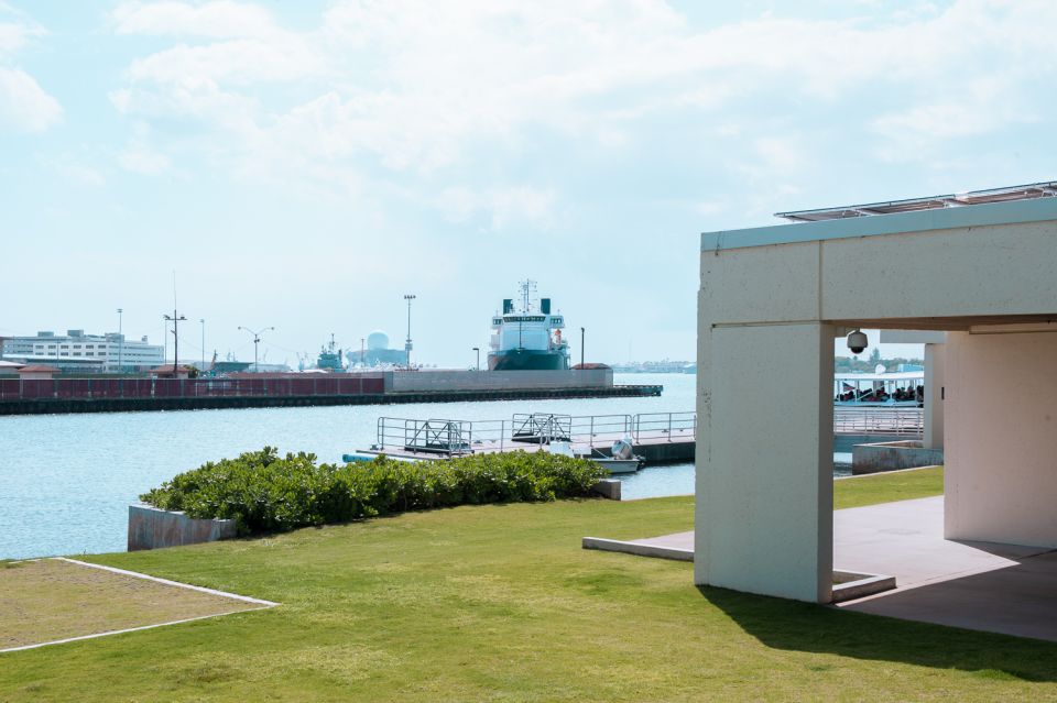 Oahu: Pearl Harbor, USS Arizona, and City Highlights Tour - Who Should Book This Pearl Harbor + Honolulu Highlights Tour