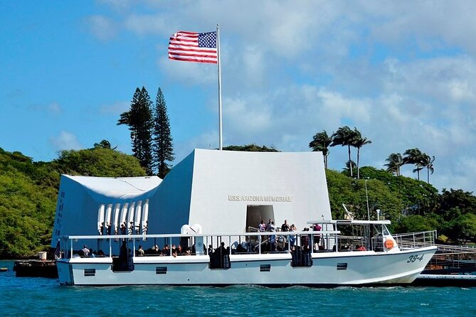 Oahu: Pearl Harbor USS Arizona Memorial - Punchbowl Crater: The Memorial Stop That Adds Perspective