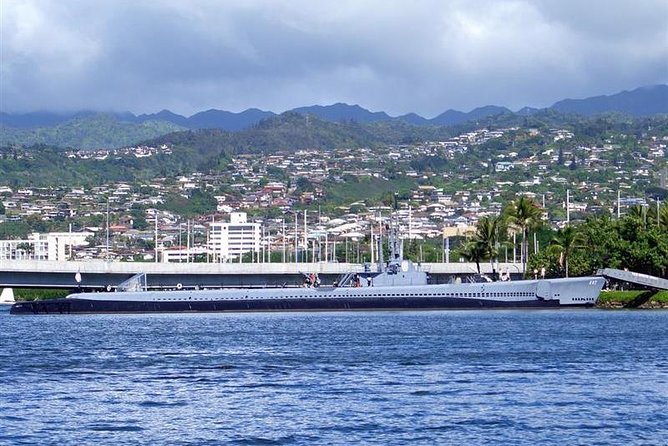 Oahu: Pearl Harbor USS Arizona Memorial - Guides Who Make History Feel Human