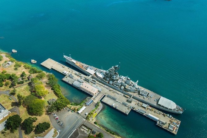 Oahu: Pearl Harbor USS Arizona Memorial & Battleship Missouri - USS Arizona Memorial boat ride: solemn, tightly timed