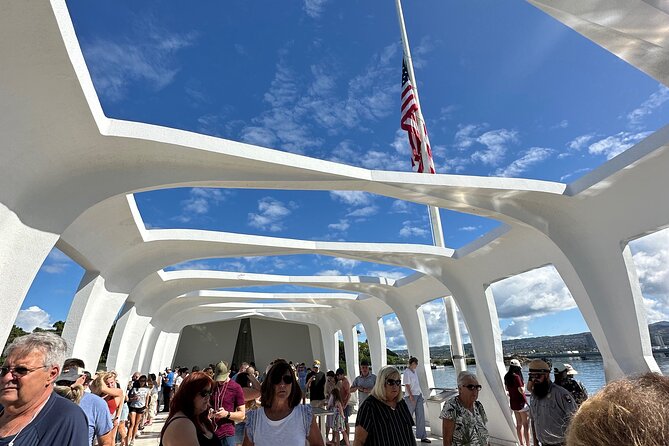 Oahu: Pearl Harbor USS Arizona Memorial Small Group Tour - How the small-group format changes your Pearl Harbor day