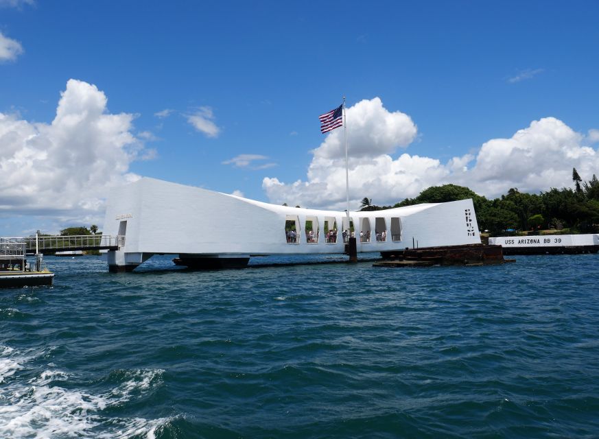 Oahu: Pearl Harbor, USS Arizona, Might Mo, & Honolulu Tour - Key highlights worth your attention