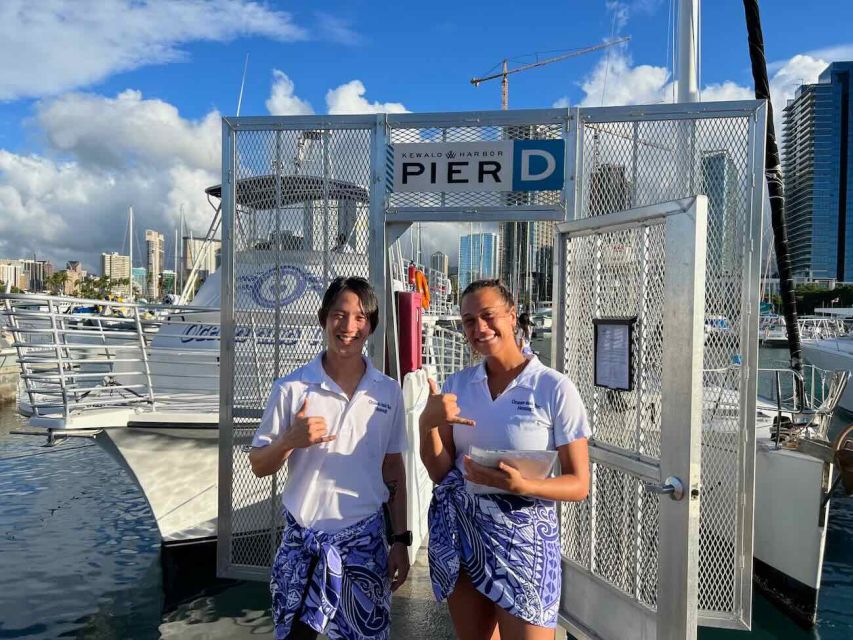 Oahu: Premium Waikiki Sunset Party Cruise with Live DJ - Golden hour around Diamond Head: the scenery portion you shouldn’t skip