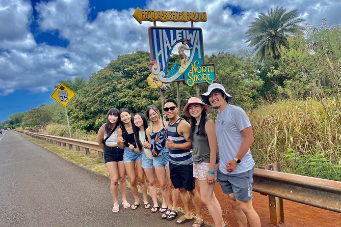 Oahu: Roundtrip Shuttle From Waikiki to Dole Plantation & Haleiwa - North Shore Macadamia Nut Company: the quick sample stop that works