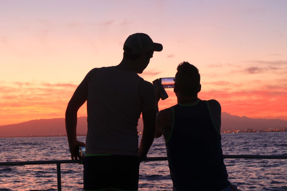 Oahu: Waikiki BYOB Sunset Cruise - What You’ll See: Waikiki Coastline and Diamond Head (Lē‘ahi) from the water