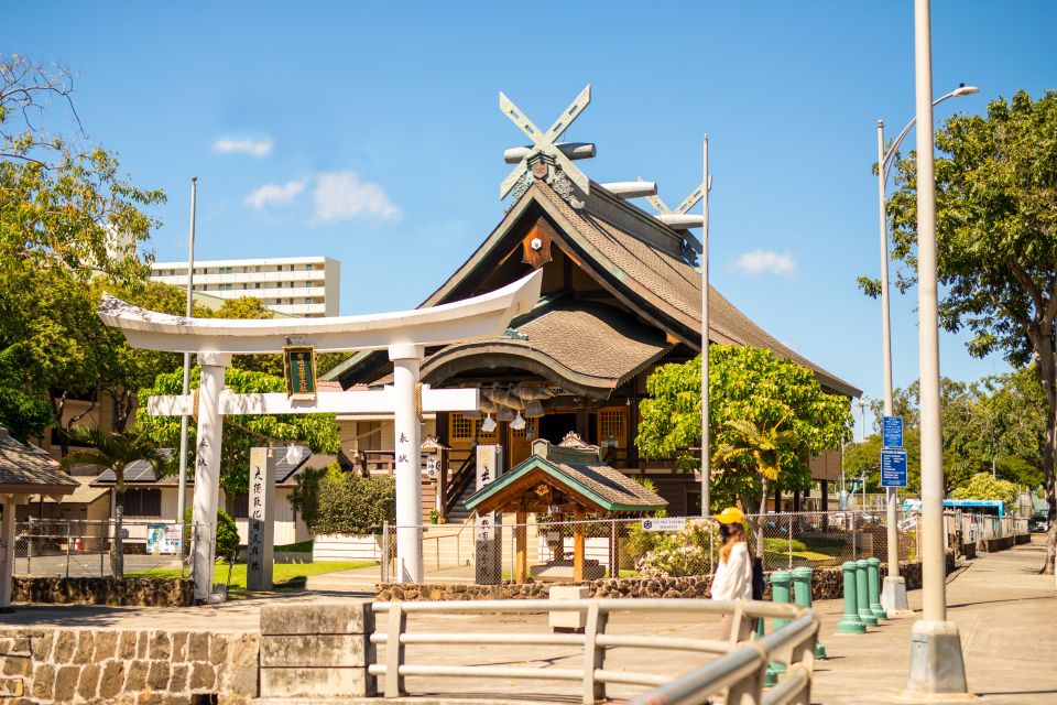 Oahu: Waikiki Trolley Hop-on Hop-off All-Line Pass - The Smart Value of a Four-Line Pass ($62) When You Don’t Want to Drive