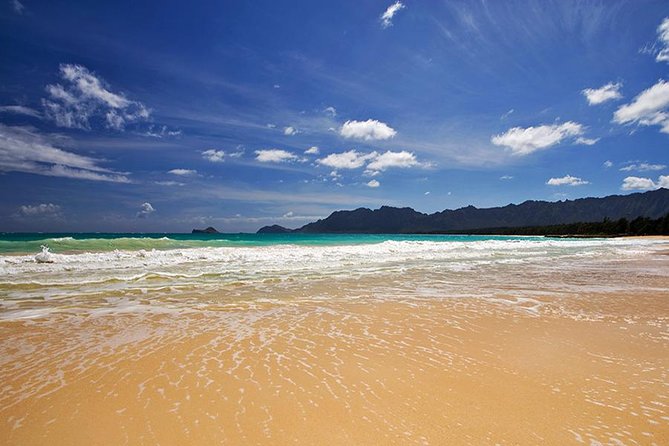 Oahu's Ultimate Tour: Dole, Turtle Snorkel, Pali Lookout & More - Sandy Beach Park and Makapu’u Area: The Wave-Happy Midday Energy